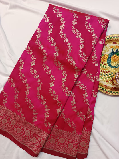 Stunning Magenta Mashru Silk Banarasi Saree with Rangkaat Weave