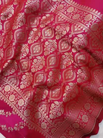 Stunning Magenta Mashru Silk Banarasi Saree with Rangkaat Weave